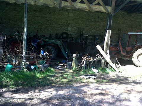 au démontage de la fourche pour accéder au reste et sortir les axes a changer (2)