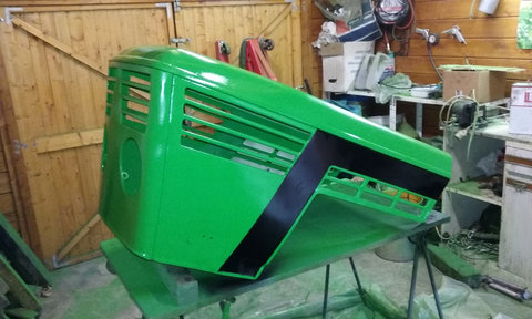 mise en peinture de la carrosserie plus petite personnalisation ^^